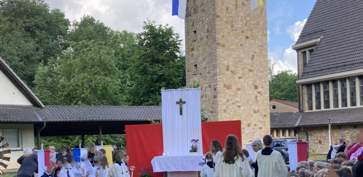 Fronleichnam in Maria Königin des Friedens